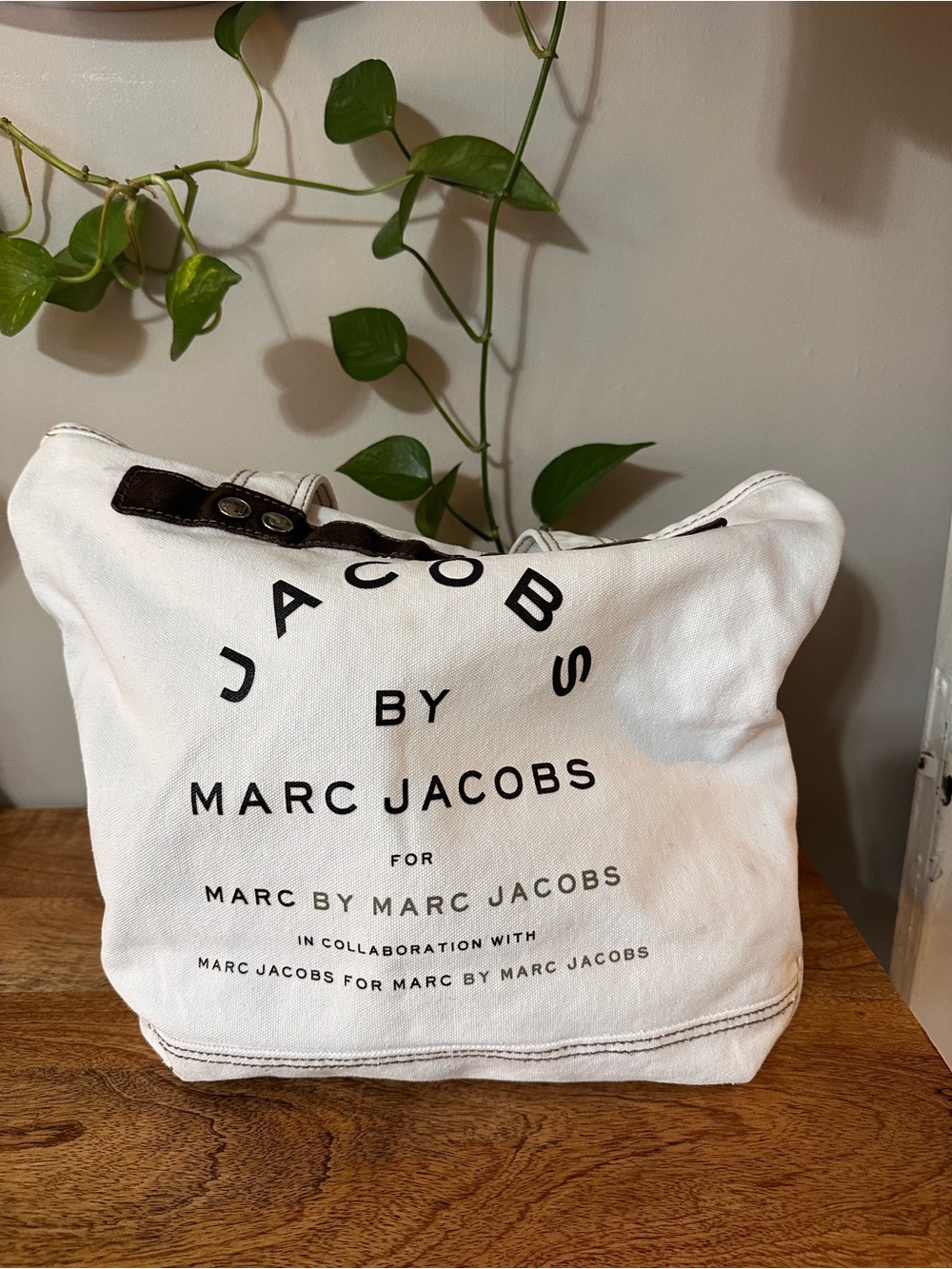 Marc Jacobs White Canvas Logo Toiletry Bag